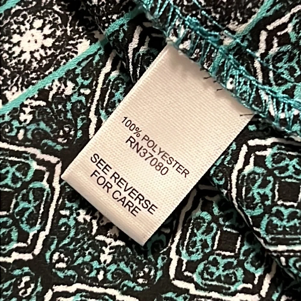 CATO womens plus size 22/24W blouse 3/4 sleeves geometric pattern green yellow - Picture 6 of 9